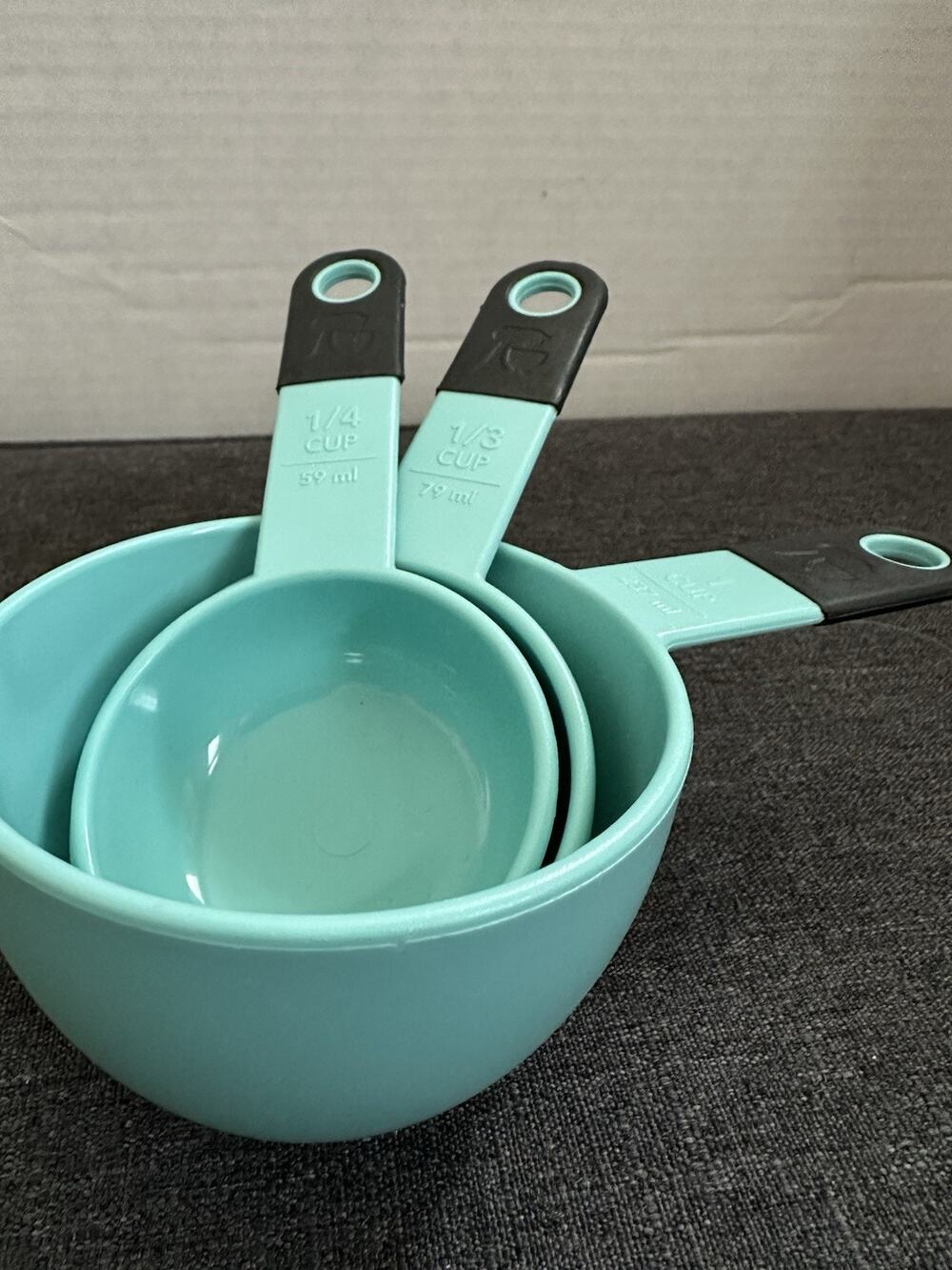 Aqua Turquoise Measuring Cups Set Black Handles Kitchen Baking